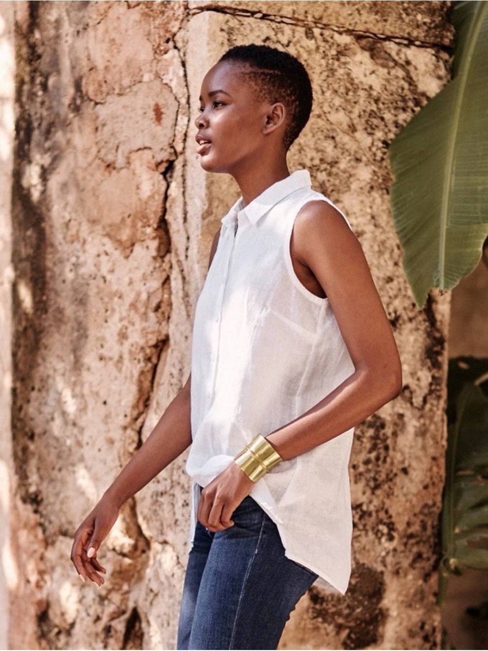Garnet Hill 100% Linen Sleeveless Button Down Shirt  12 Blue High Low Coastal - Picture 6 of 7